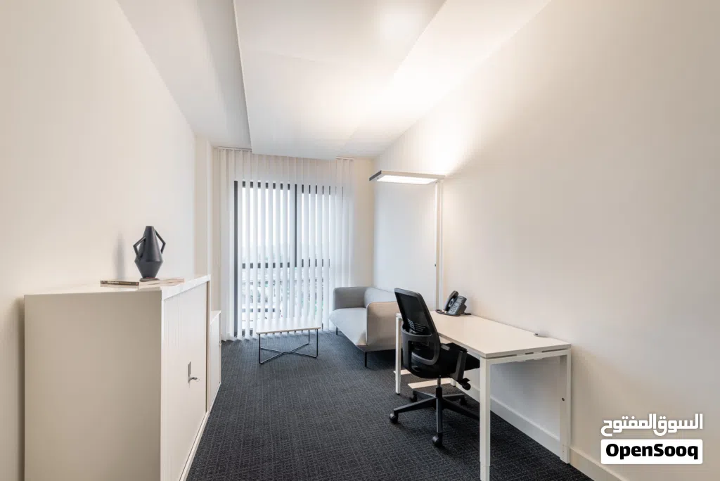 Private office space for 1 person in Bait Eteen, Al Khuwair