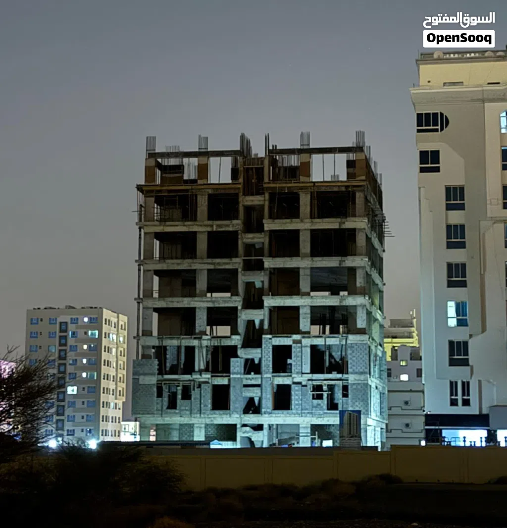 محل تجاري قيد الإنشاء للبيع في موقع مميز في مسقط -الخوض– مقابل جامعة السلطان قابوس