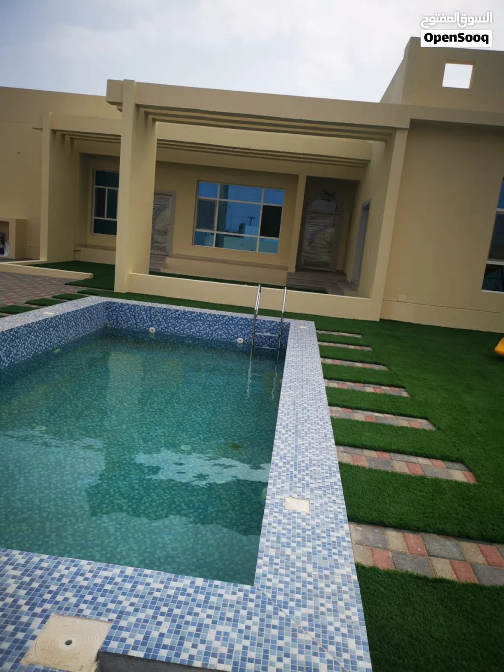 370 m2 3 Bedrooms Villa for Sale in Al Batinah Barka