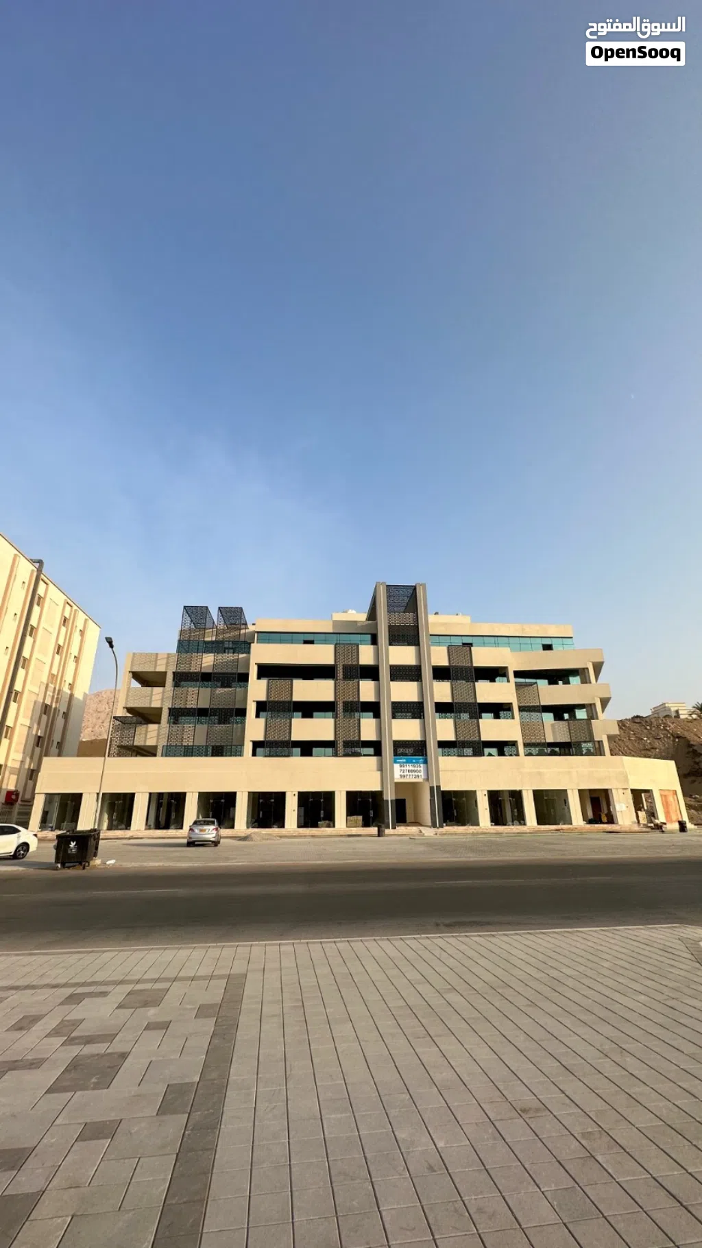 استثمار كبير لمكتب مؤجر ب900 ريال! لندن سكوير من ضمن سلسلة مشاريع تثمير العقارية، مكتب بمساحة كبيرة