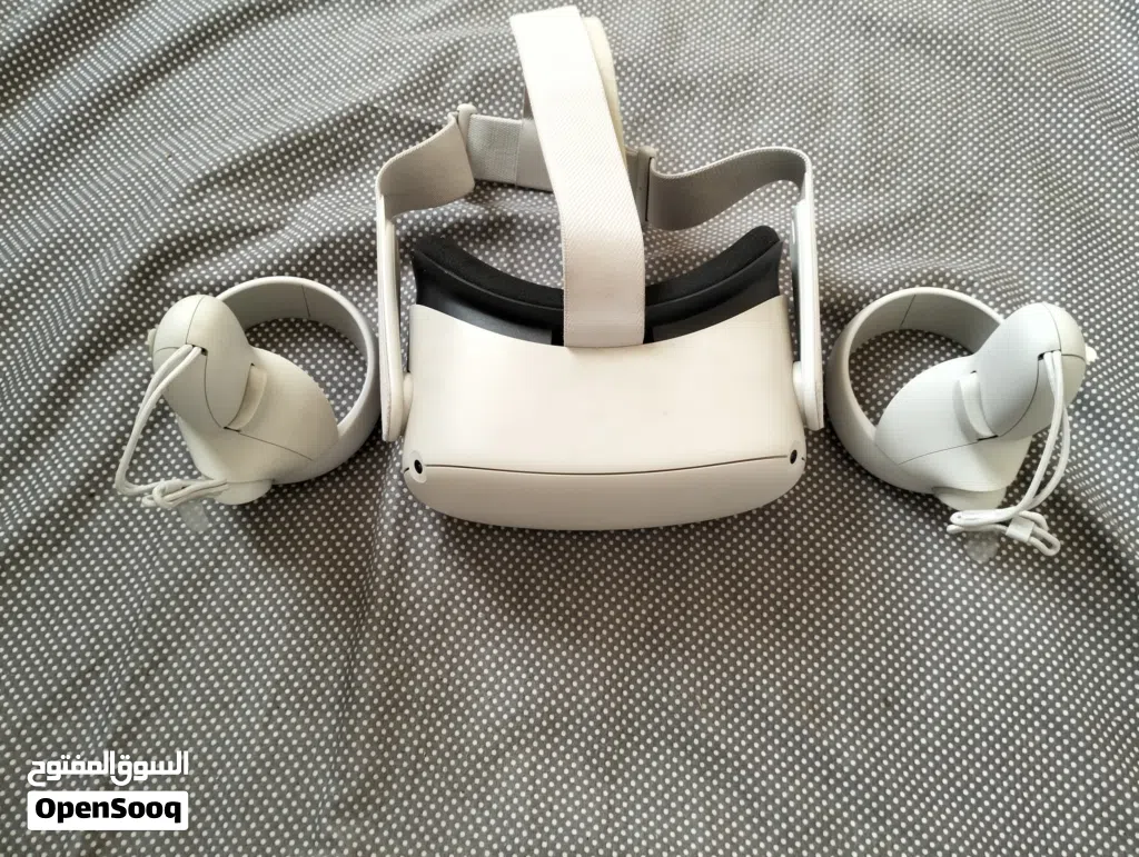 نظارات الواقع الافتراضي الاصدار الثاني VR Oculus Quest 2