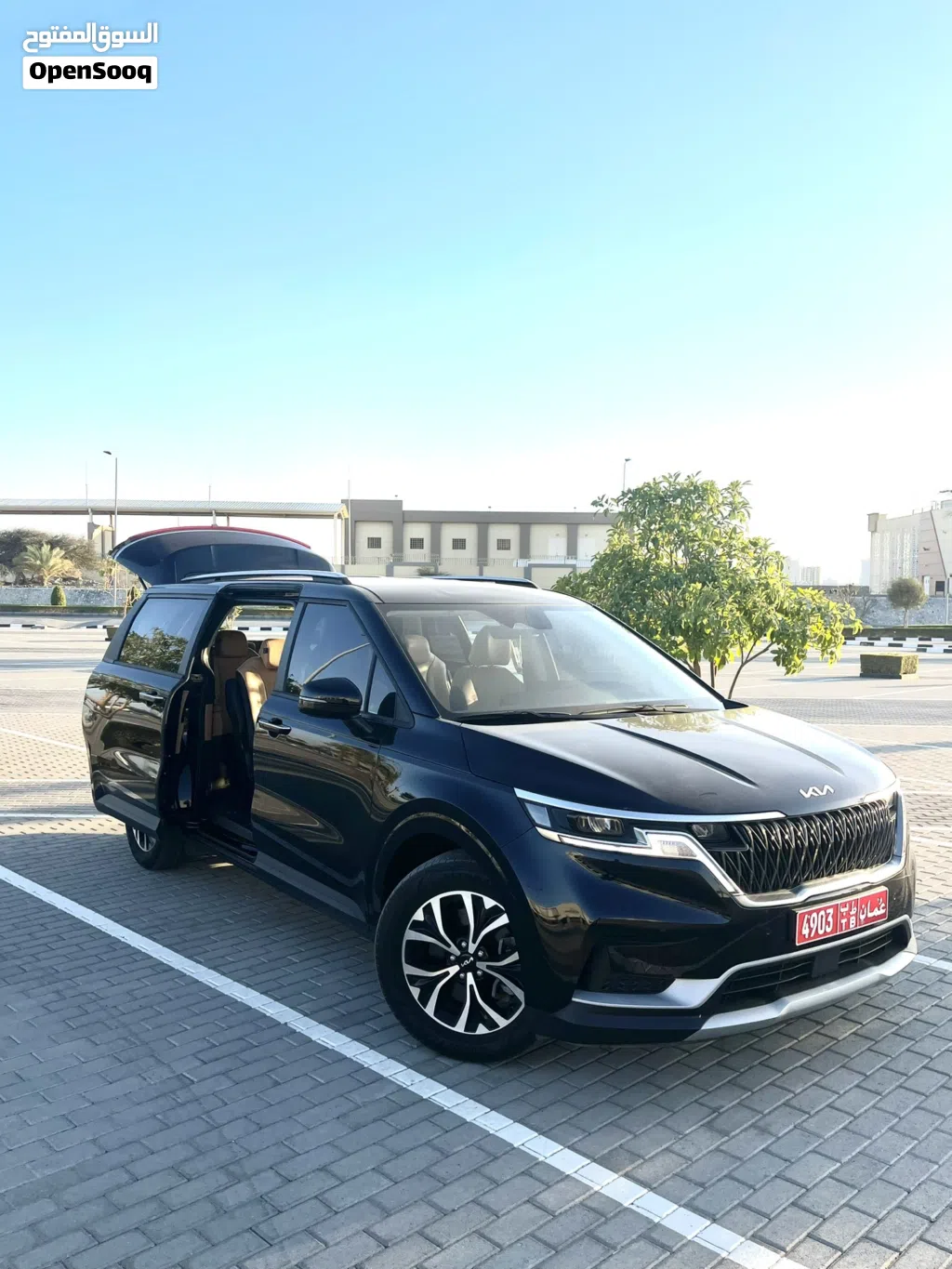 2023 Kia Carnival LX