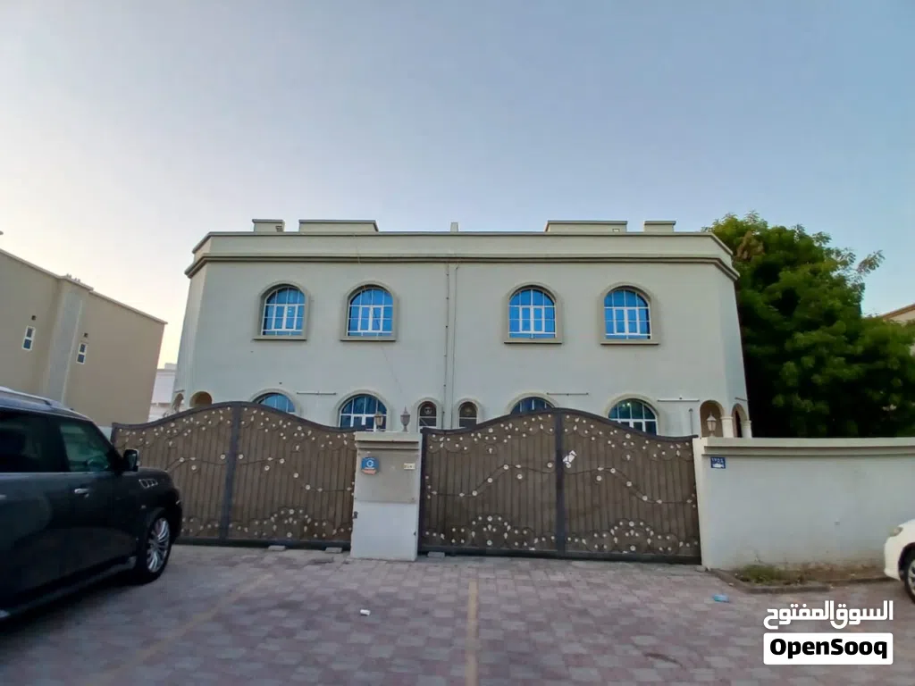 Unfurnished Monthly in Muscat Al-Hail