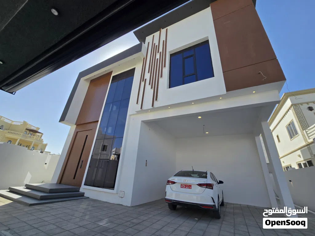 349 m2 5 Bedrooms Villa for Sale in Muscat Al Khoud