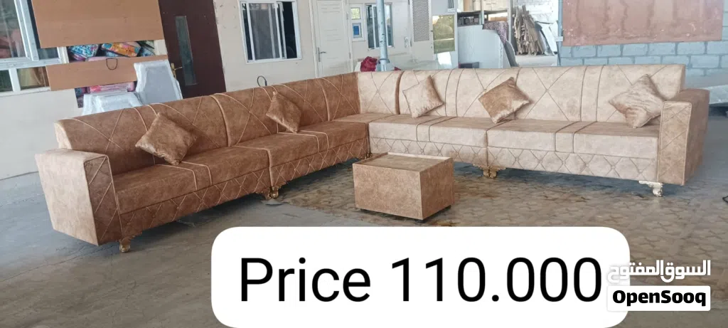 BRAND NEW SOFA L SHAPE 7 MTR أريكة جديدة تمامًا على شكل حرف L، طولها 7 أمتار