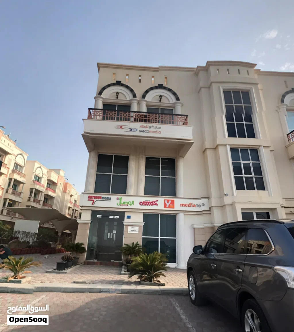 90 m2 1 Bedroom Apartments for Rent in Muscat Seeb