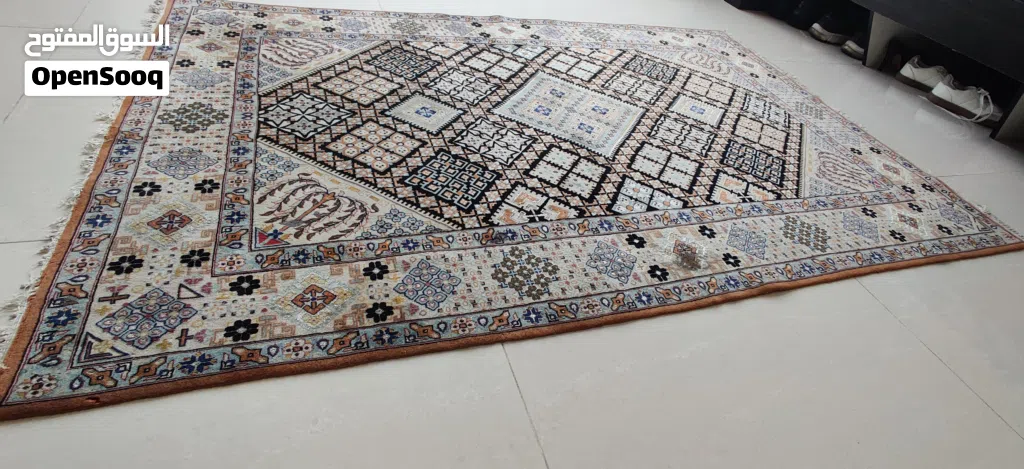 سجادة عتيقة معقودة يدويًا، عمرها أكثر من 80 عامًا