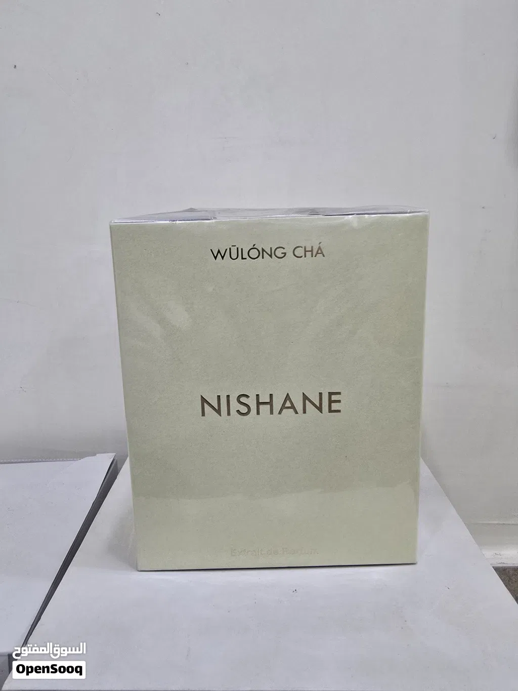 عطر نيشاني