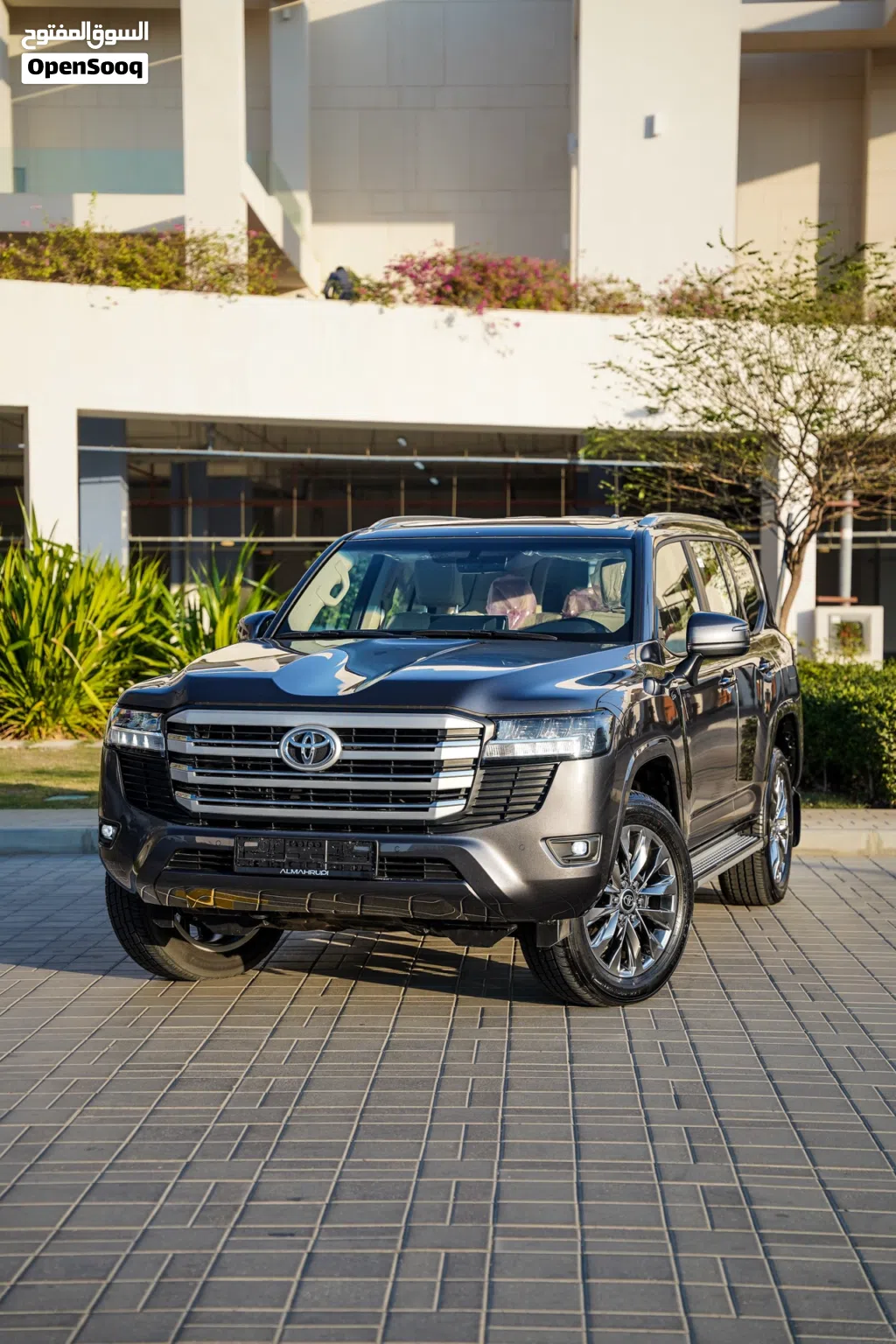 2025 Toyota Land Cruiser GXR