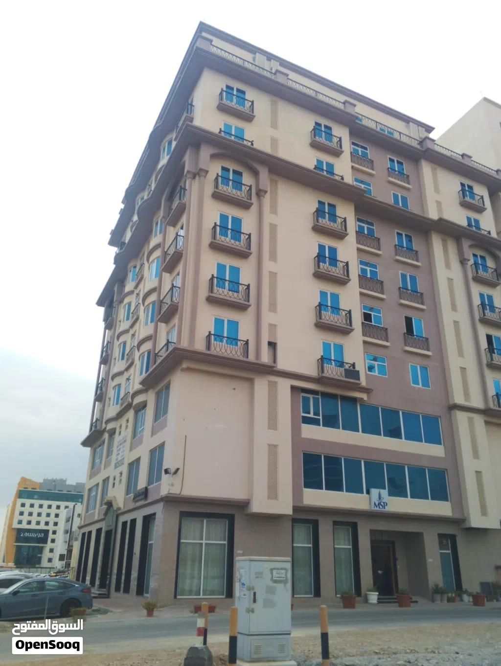 بناية في  غلاء انا مالك ،office ghala   also flat (I'm owner