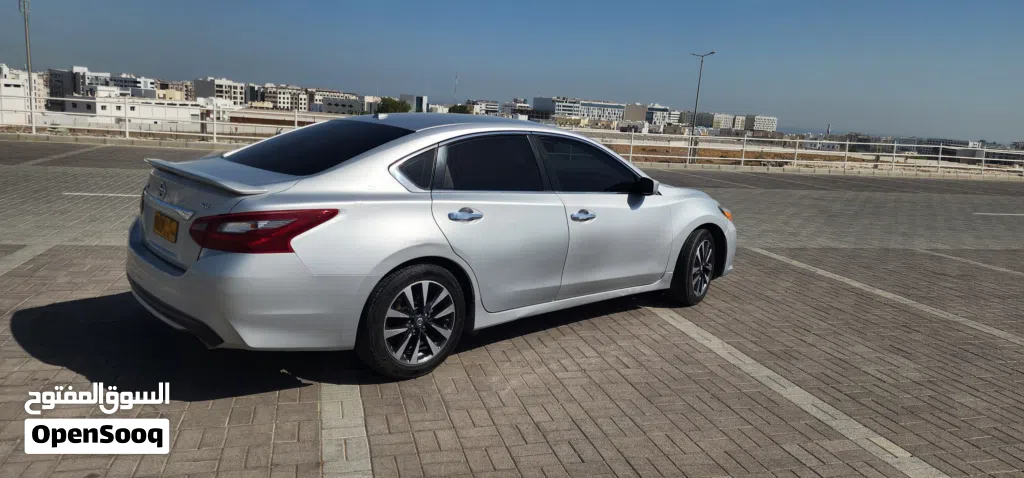 2018 Nissan Altima SV