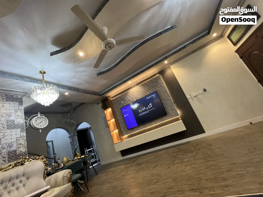 340 m2 5 Bedrooms Villa for Rent in Muscat Al Maabilah