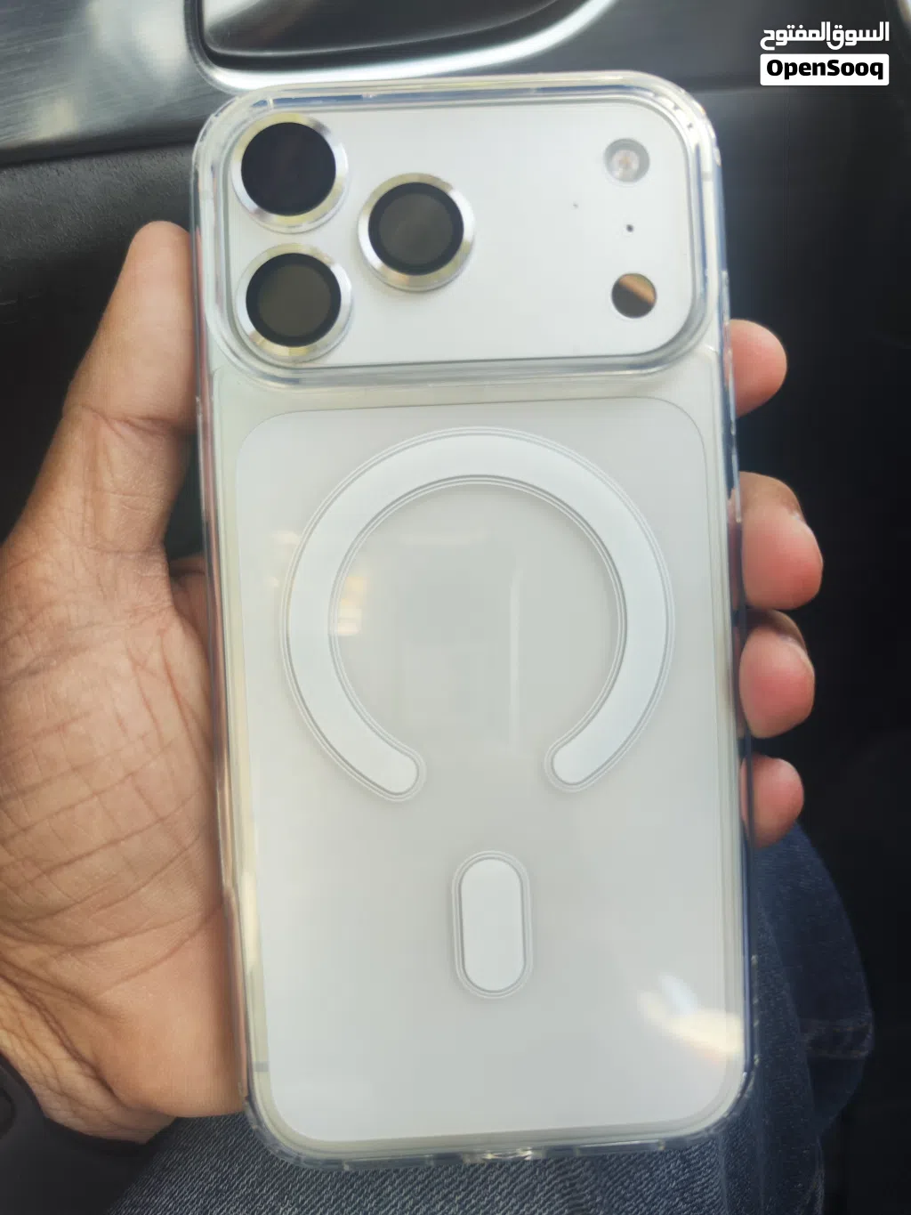 Iphone 17 Pro Max Silver 256GB A+ Grade Excellent Condition with Original Apple 40watt Dynamic Power